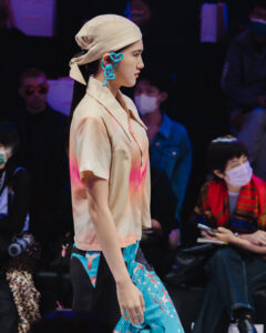 Look 12