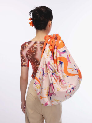 印花多用途方巾  Multi-purpose printed scarf